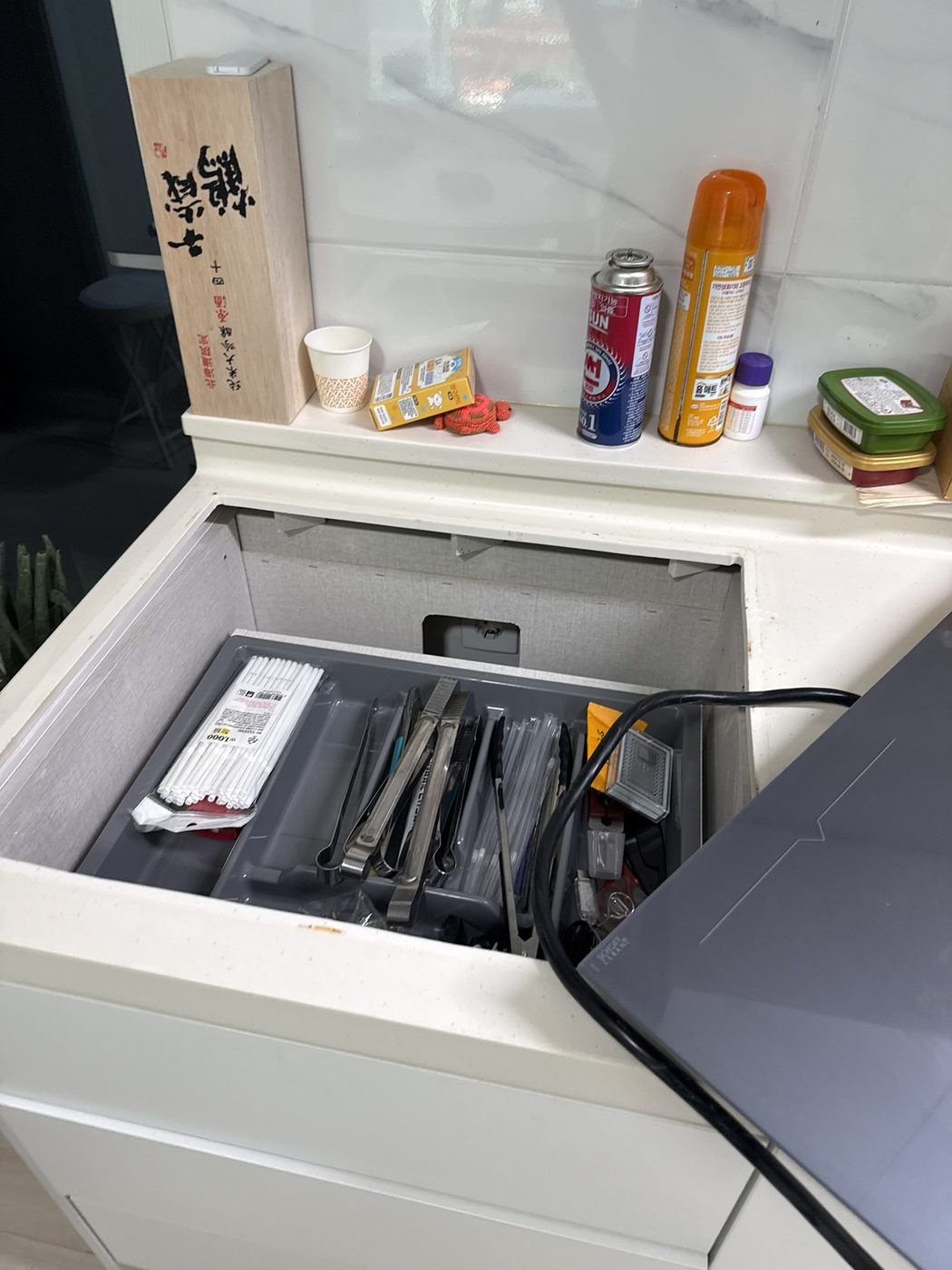 화성 제부도 펜션 주방 인덕션 설치 전 하부장과 상판